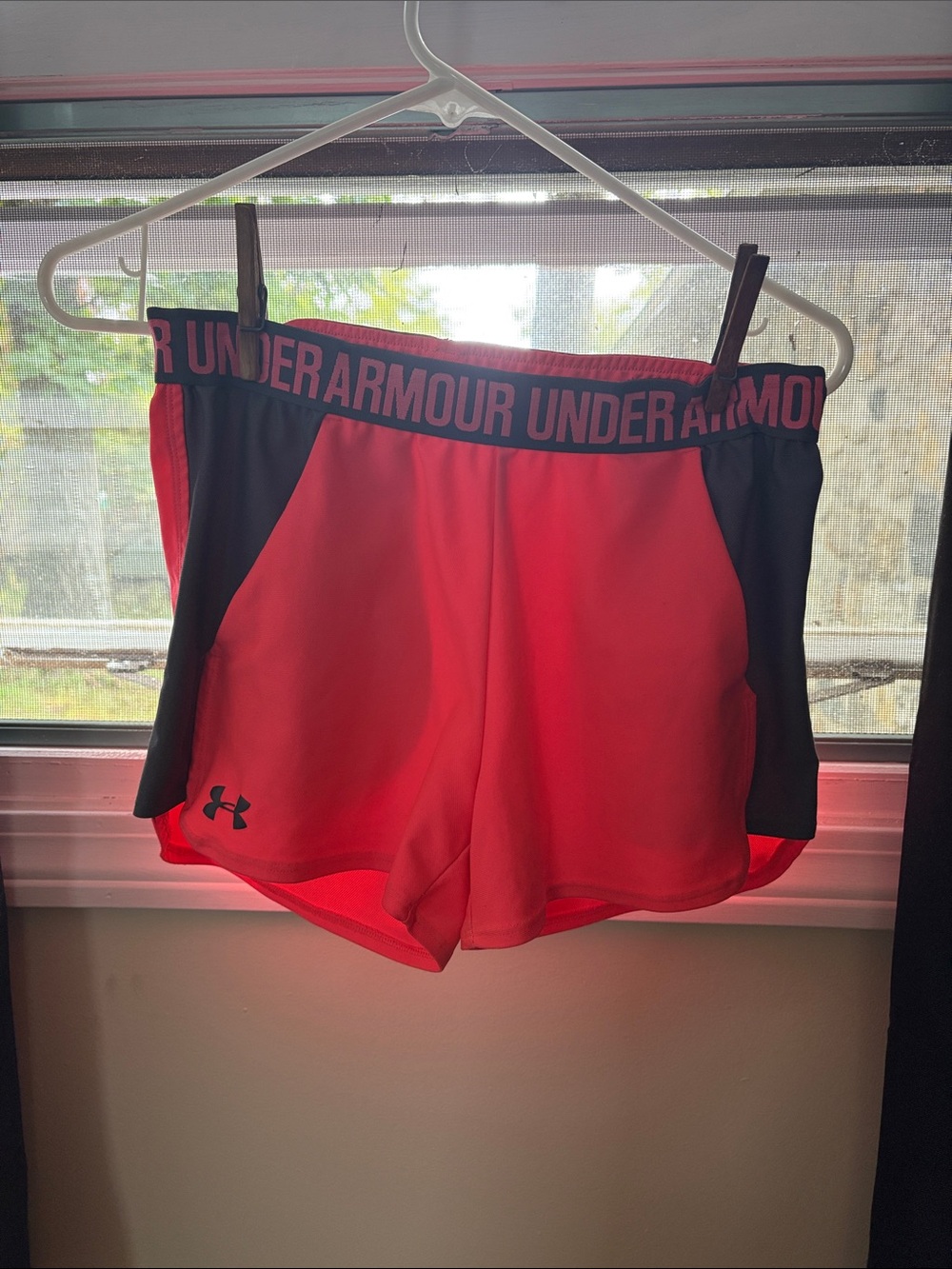 Under Armour Women's orange with gray Panel Athletic Shorts